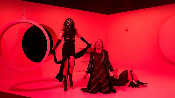 Katharina Bach und André Benndorff in "Horror und andere Sachen" im Werkraum der Kammerspiele.