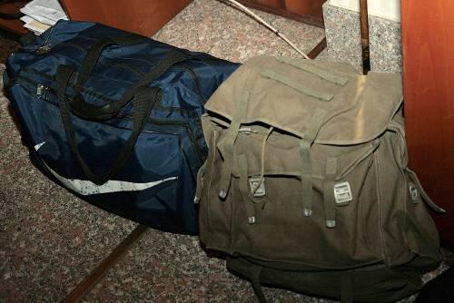 Diese beiden Taschen hatten sie auf ihrer Flucht dabei.