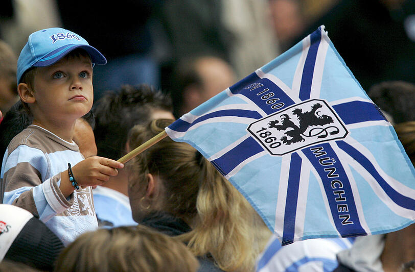 Im Stadion für 1860: ein junger Löwen-Fan