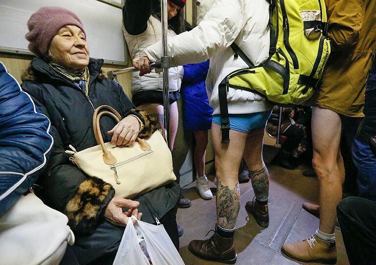 London, Madrid, Brüssel, Kiev und New York: Weltweit lassen Menschen am "No Pants Day" die Hosen in der Öffentlichkeit runter. Dabei ergibt sich auch der ein oder andere schöne Anblick - oder auch nicht. Die Bilder.
