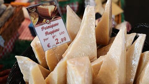Auch italienischer Parmesan ist von den US-Strafzöllen betroffen.