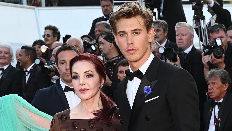 "Elvis"-Hauptdarsteller Austin Butler und Priscilla Presley bei den 75. Internationalen Filmfestspielen von Cannes.