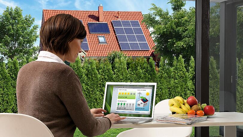 Nicht nur der Stromverbrauch kann man mit intelligenten Stromzählern überwachen - wer eine Solaranlage hat, kann damit auch seine Stromerzeugung überwachen. Nicht nur der Stromverbrauch kann man mit intelligenten Stromzählern überwachen - wer eine Solaranlage hat, kann damit auch seine Stromerzeugung überwachen.