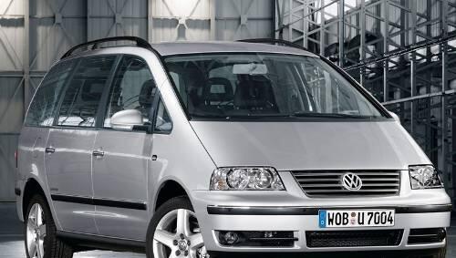 Der spart Sprit: Der VW Sharan ist ab sofort als BlueMotion-Version zu haben. Der spart Sprit: Der VW Sharan ist ab sofort als BlueMotion-Version zu haben.