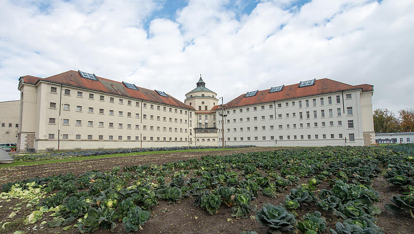 Die Justizvollzugsanstalt (JVA) in Straubing. (Archivbild)