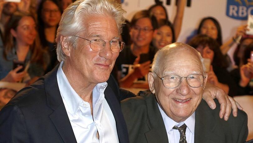 Richard Gere (l.) mit seinem Vater auf einem Event im Jahr 2017.