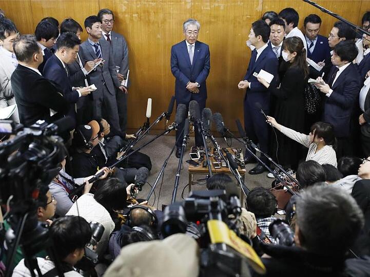 Tsunekazu Takeda erklärt als Präsident des japanischen Nationalen Olympischen Komitees seinen Rücktritt.