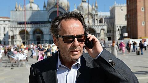 "Donna Leon: Reiches Erbe": Commissario Brunetti (Uwe Kockisch) muss mit Fingerspitzengefühl vorgehen.