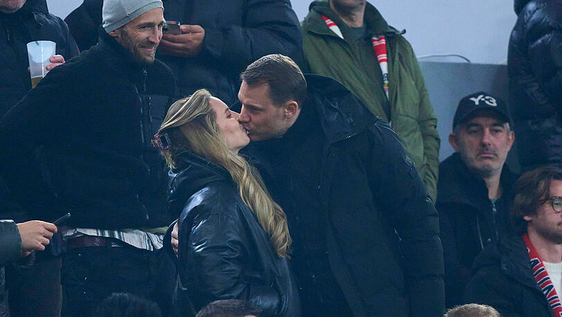 Manuel Neuer und seine Anika sind zum zweiten Mal Eltern geworden. Manuel Neuer und seine Anika sind zum zweiten Mal Eltern geworden.