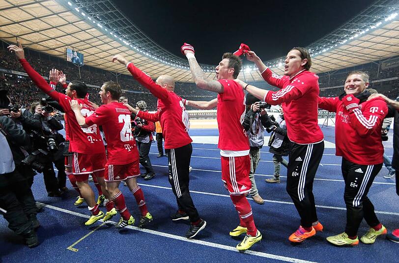 Die Bayern feiern im Berliner Olympiastadion den Meistertitel - die Bilder.