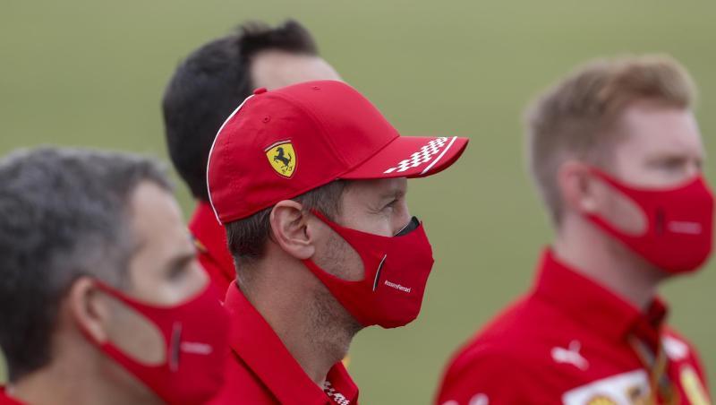 Schaut sich nach einem neuen Arbeitgeber um: Noch-Ferrari-Pilot Sebastian Vettel (2.v.l). Schaut sich nach einem neuen Arbeitgeber um: Noch-Ferrari-Pilot Sebastian Vettel (2.v.l).