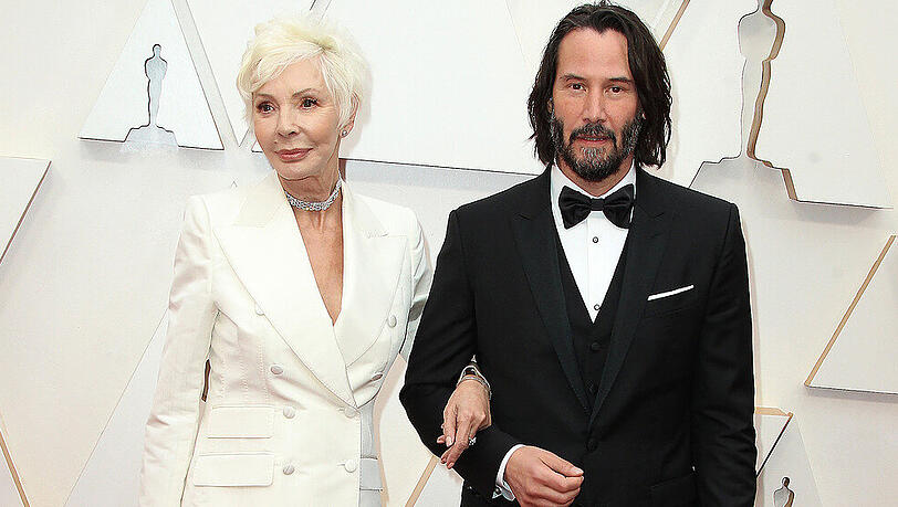 Keanu Reeves mit seiner Mutter Patricia Taylor bei den Oscars 2020 Keanu Reeves mit seiner Mutter Patricia Taylor bei den Oscars 2020