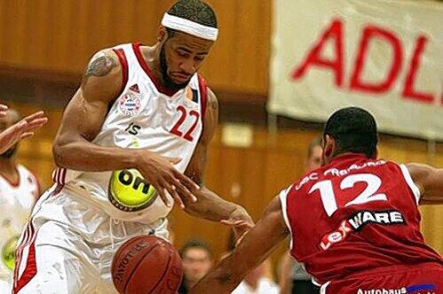 An ihm entzündete sich der Ärger: Trainer Kämpf wollte Jabril Banks (l.) nicht haben, seine Bosse schon.