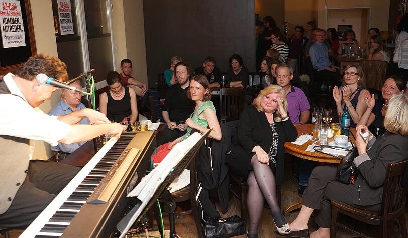 Harry Kulzer im AZ-Café: Die Bilder vom musikalischen Auftritt