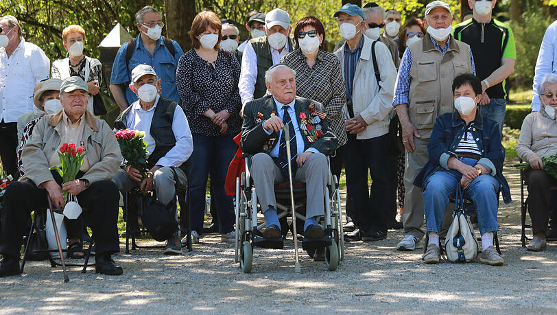 David Dushman starb in München. Die ist das letzte Foto von ihm. Es entstand am 9. Mai auf dem Neuen Israelitischen Friedhof bei der alljährlichen Gedenkfeier.