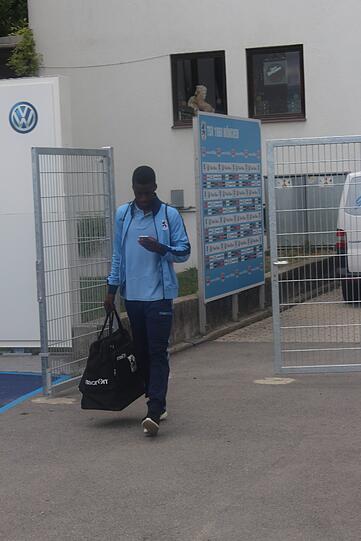 "Erschreckend stark" - und deshalb wieder im Kader: Stephané Mvibudulu