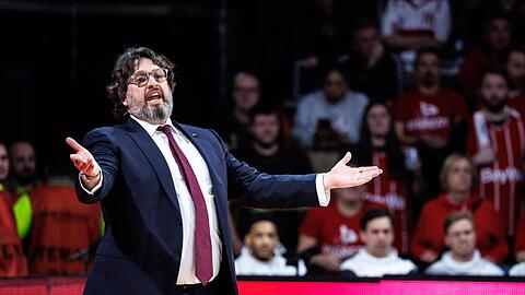 Andrea Trinchieri verlor mit München deutlich in Madrid.