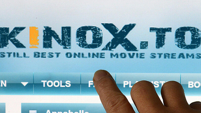 Auch fünf Monate nach der großen Kinox.to-Razzia ist die Seite noch aktiv im Netz. Auch fünf Monate nach der großen Kinox.to-Razzia ist die Seite noch aktiv im Netz.