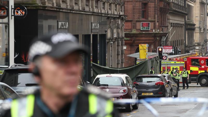 Nach der Messerattacke in Glasgow hat die Polizei den Täter identifiziert. Nach der Messerattacke in Glasgow hat die Polizei den Täter identifiziert.