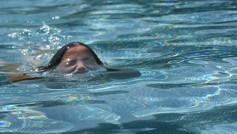 Jeder sexuelle Übergriff in Schwimmbädern ist einer zu viel, schreibt AZ-Korrespondent Marcus Sauer. Jeder sexuelle Übergriff in Schwimmbädern ist einer zu viel, schreibt AZ-Korrespondent Marcus Sauer.