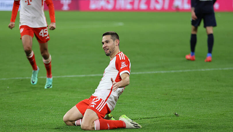 Wilde fünf Minuten: Erst holte Heidenheim ein 0:2 in der Allianz Arena auf, bevor Raphaël Guerreiro den FC Bayern mit seinem ersten Pflichtspieltor wieder auf Kurs brachte.
