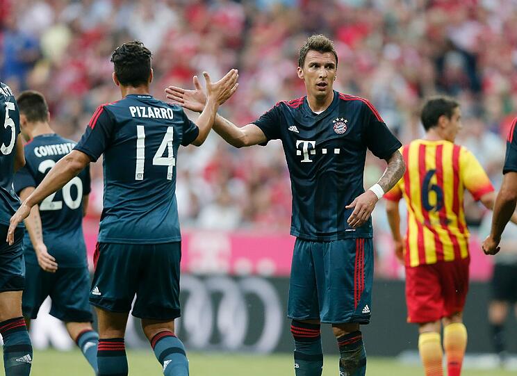 CLAUDIO PIZARRO Ohne NOTE
Der Oldie musste ins Mittelfeld, kam für Thiago. Viel Laufarbeit, seine Rolle muss noch gefunden werden.