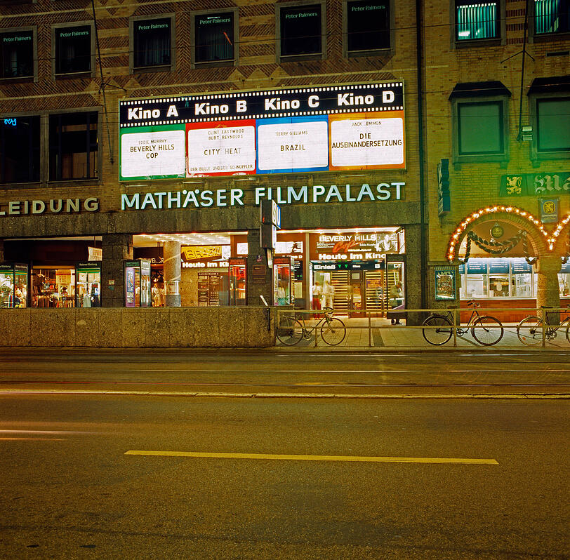 Das Math&auml;ser-Kino 1985: Als der Kino-Boom abgeebbt war, hatte man in den 70er-Jahren aus dem gro&szlig;en Kinosaal vier kleine gemacht.