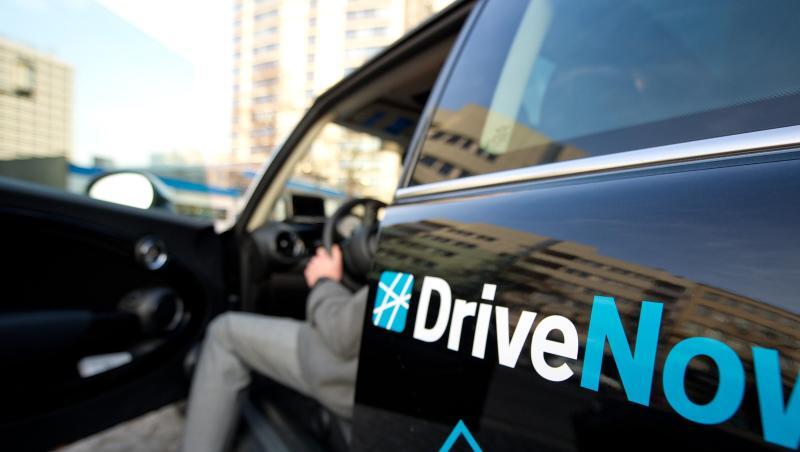 Das US-Kartellamt hat die Fusion der Carsharing-Flotten von Car2go und DriveNow mit zusammen rund 20.000 Mietautos genehmigt, wie Daimler and BMW mitteilte.