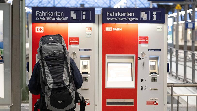 Bahnchefin Palla setzt ein Signal: Die Fahrpreise bleiben bis auf weiteres stabil. (Archivbild)