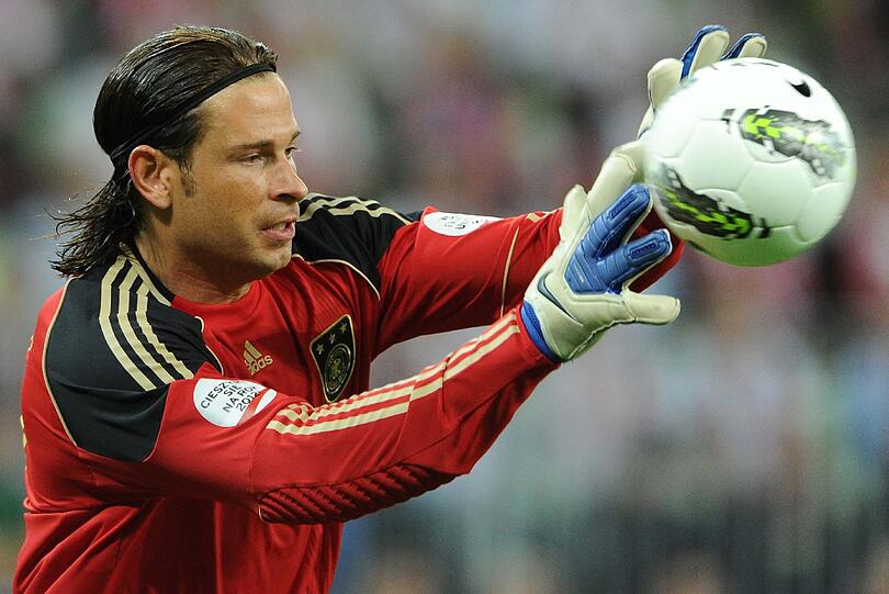 TIM WIESE: Bewahrte die DFB-Auswahl mit einigen guten Paraden zunächst vor einem Gegentor. Beim 0:1 ohne Abwehrchance. Ansonsten aber sehr aufmerksam und konzentriert. Verursachte kurz vor Schluss den Elfmeter. NOTE 3.
