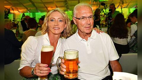Franz Beckenbauer mit seiner letzten Frau Heidrun im Jahr 2018.