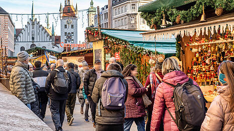 Eine Jury hat die schönsten Standln auf dem Münchner Christkindlmarkt gekürt.