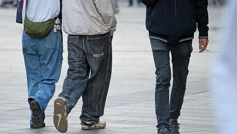 Der Anteil junger Menschen in Deutschland ist weiterhin auf historisch niedrigem Niveau. (Symbolbild) Der Anteil junger Menschen in Deutschland ist weiterhin auf historisch niedrigem Niveau. (Symbolbild)