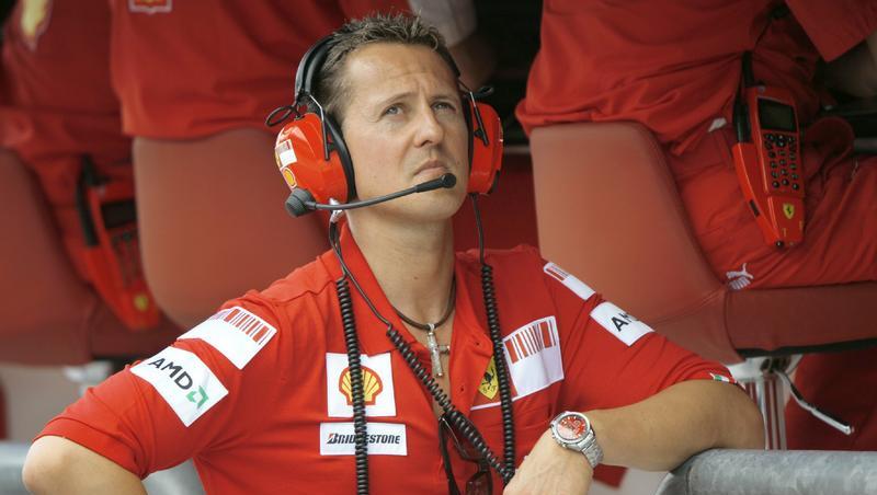 Darf nicht auf der Piste üben: Formel1-Rückkehrer Michael Schumacher. Darf nicht auf der Piste üben: Formel1-Rückkehrer Michael Schumacher.