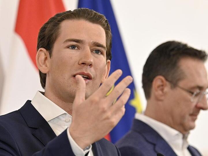 Österreichs Bundeskanzler Sebastian Kurz (ÖVP, l) und Vizekanzler Heinz Christian Strache (FPÖ).