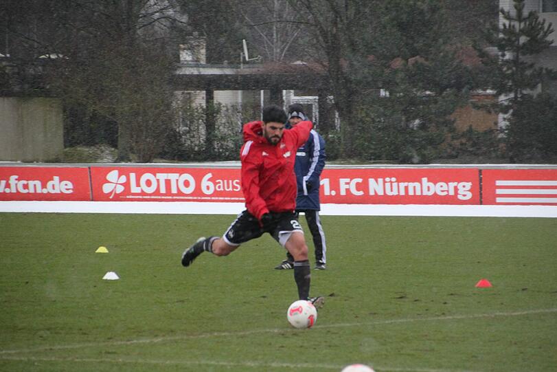 Torschusstraining für die Reservespieler.