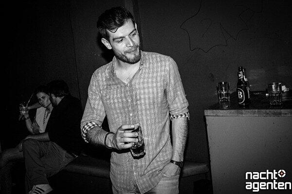 "Worst Behaviour" war das Motto am Samstag im "Crux". Mehr Bilder unter: Tracht und Club - das passt zusammen! Am Dienstag wurde beim "Heimatabend" im "8below" gefeiert. Mehr Bilder unter: www.nachtagenten.de