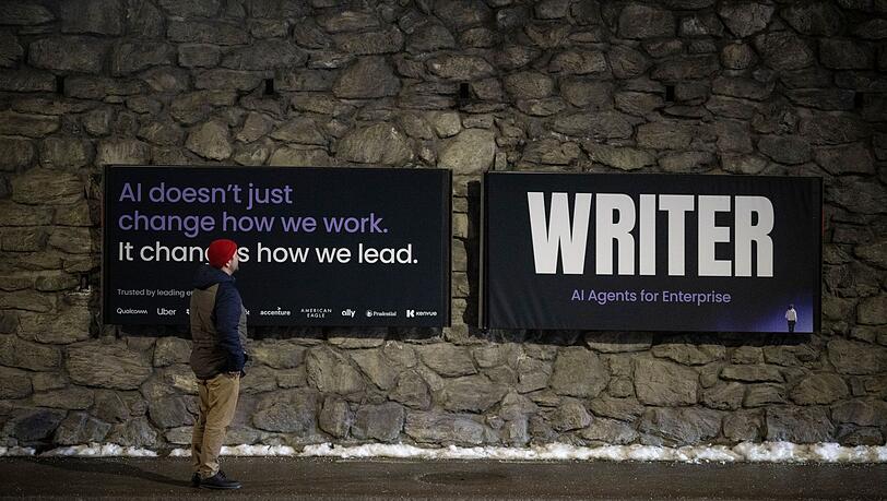 Sind Mitarbeiter geschult f&uuml;r den Umgang mit KI? Die Meinungen klaffen auseinander. (Archivbild)