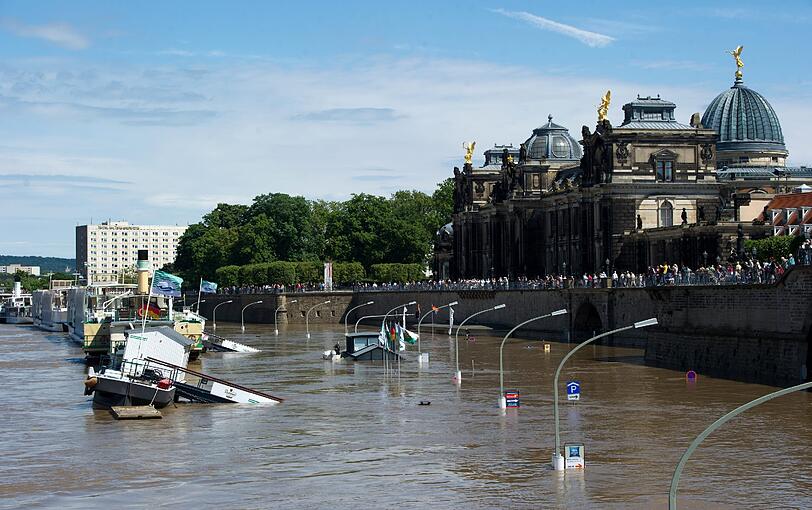 Aktuelle Fotos zum Hochwasser in Dresden: Bilder von der FLut