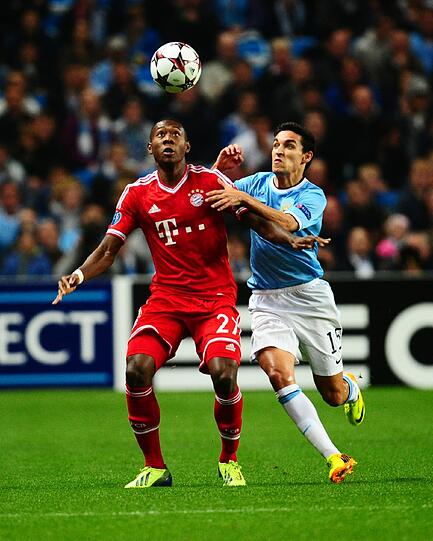 DAVID ALABA NOTE 3
Sehr souverän im Zusammenspiel mit Ribéry, rückte oft in die Mitte. Ein halber Achter, der Außenverteidiger. Etwas konsequenter beim letzten Pass müsste er noch werden.