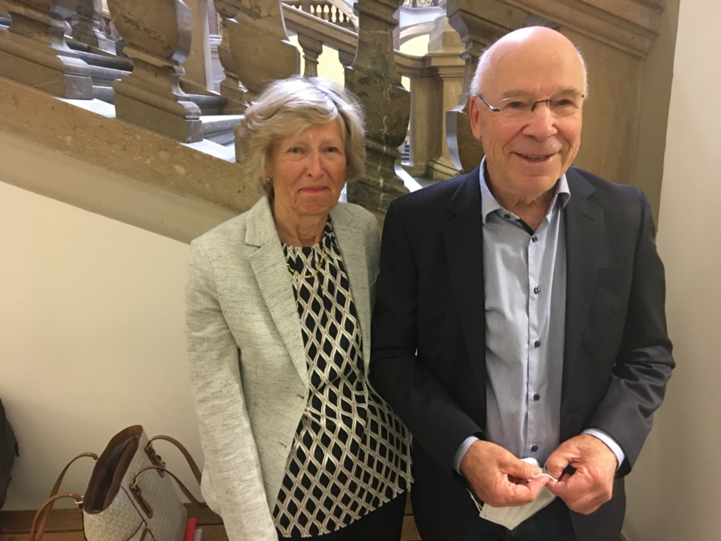 Klägerin Eva (80) und ihr Mann Peter B. (82).