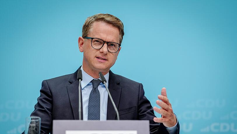 Carsten Linnemann ist offen für ein Social-Media-Verbot für Kinder und Jugendliche bis 16 Jahre. (Archivbild)