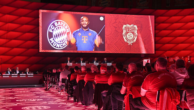 Schickte eine Videobotschaft in die Halle: Bayern-Trainer Vincent Kompany. Schickte eine Videobotschaft in die Halle: Bayern-Trainer Vincent Kompany.