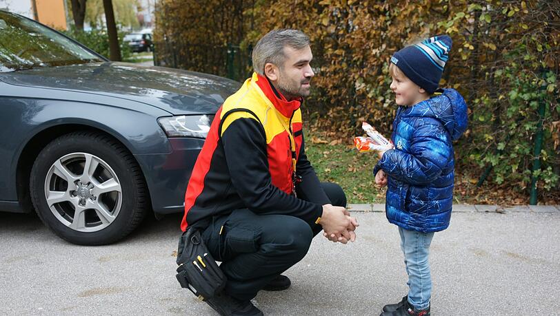 „Den kenn ich doch!“ Haris Softic hilft Maxi. „Den kenn ich doch!“ Haris Softic hilft Maxi.