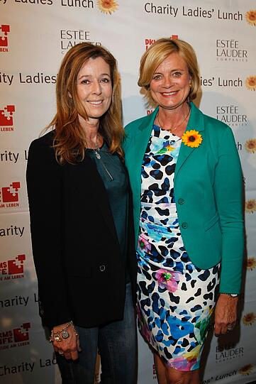 Andrea Schoeller und Claudia Rutt (Geschäftsführerin DKMS Life)