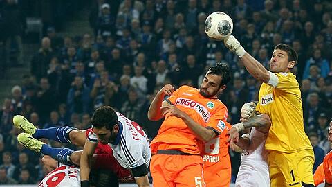 Kampf und Krampf: Am Ende blieb dem HSV zu Hause nur ein 0:0.