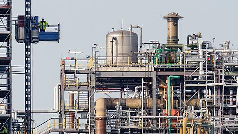 Chemieanlagen bei BASF: Der Konzern konnte zuletzt Preiserh&ouml;hungen durchsetzen