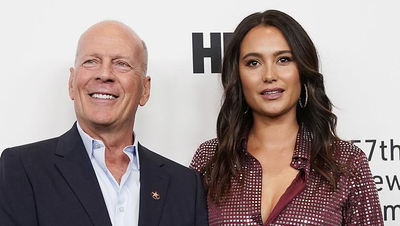Bruce Willis mit Ehefrau Emma 2019 bei einer Filmpremiere.