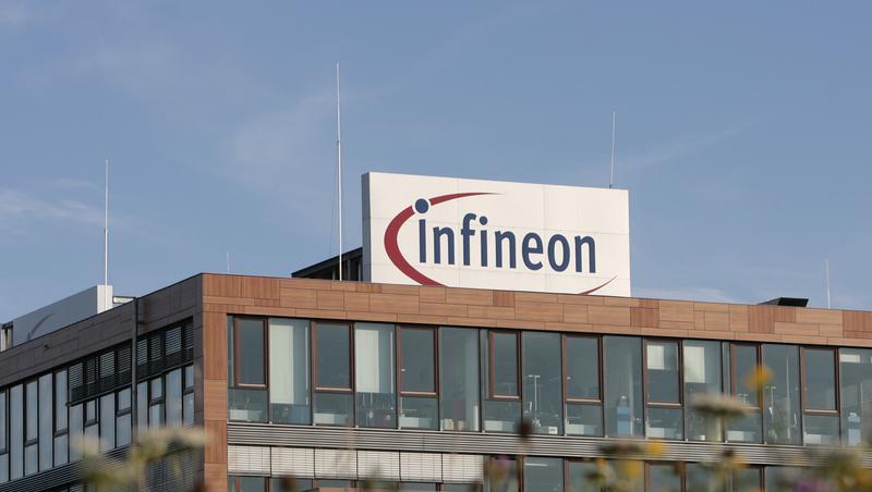 Der Halbleiterkonzern Infineon verhandelt mit dem US-Rivalen Intel über den Verkauf seiner Sparte für Mobilfunkchips. Der Halbleiterkonzern Infineon verhandelt mit dem US-Rivalen Intel über den Verkauf seiner Sparte für Mobilfunkchips.