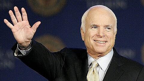 Versucht für gute Stimmung zu sorgen : McCain